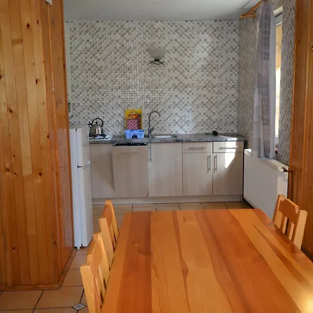 Domyletnie Dom 100m2 Z Dzialka I Balkonem